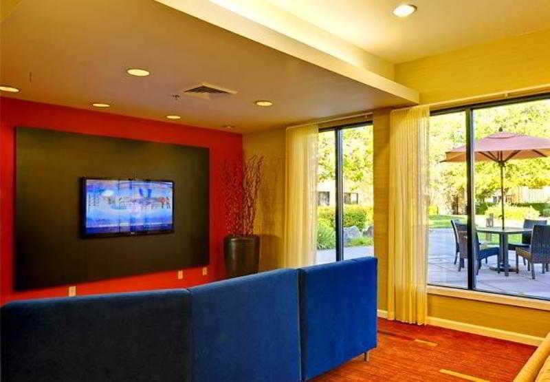 Hotel Courtyard By Marriott